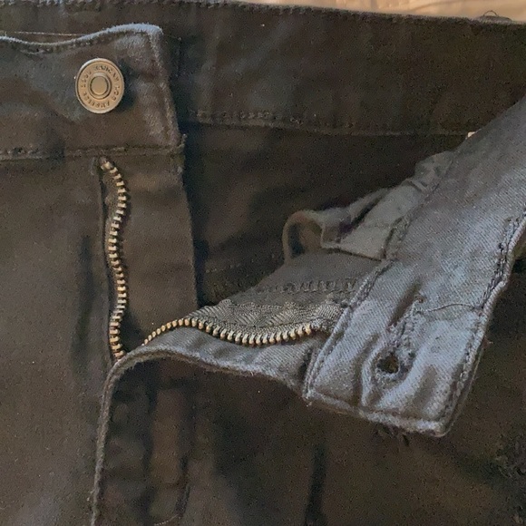 KanCan Distressed Black Denim Shorts - Picture 9 of 13